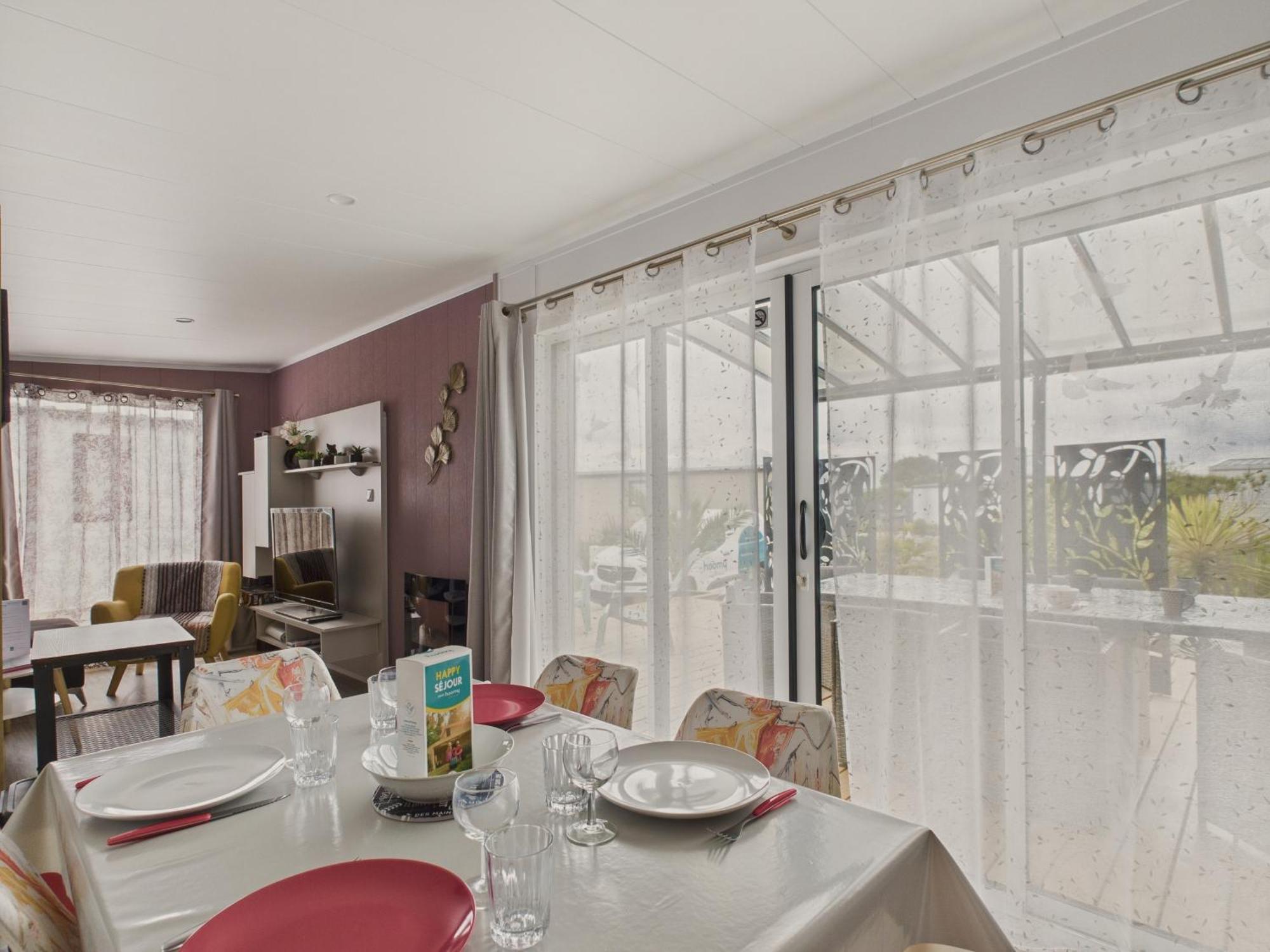 Joli Chalet Pour 6 - Domaine Avec Piscine Бретиньоль-сюр-Мер Экстерьер фото
