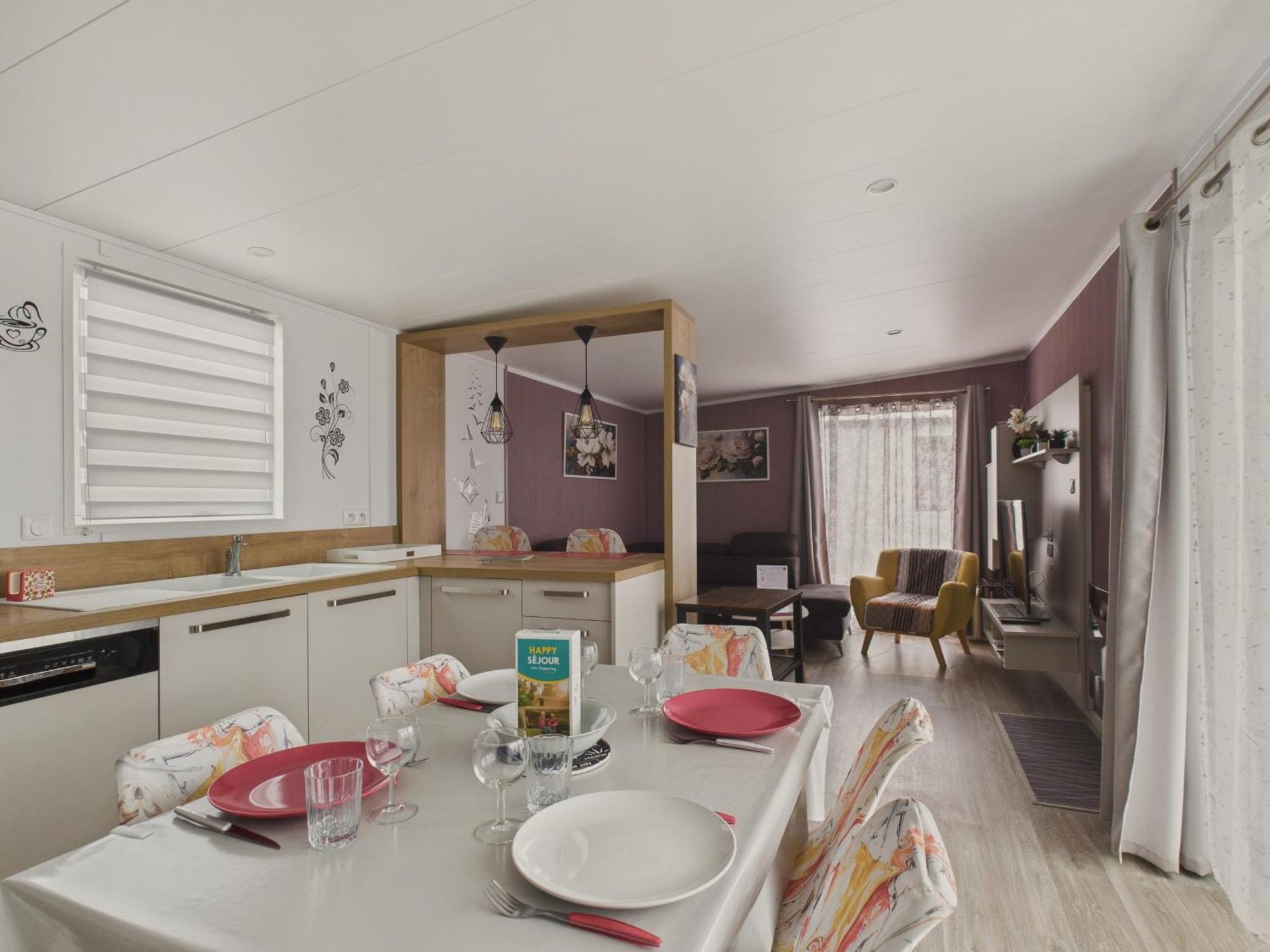 Joli Chalet Pour 6 - Domaine Avec Piscine Бретиньоль-сюр-Мер Экстерьер фото
